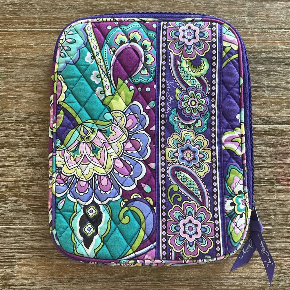 Vera Bradley zippered tablet sleeve
